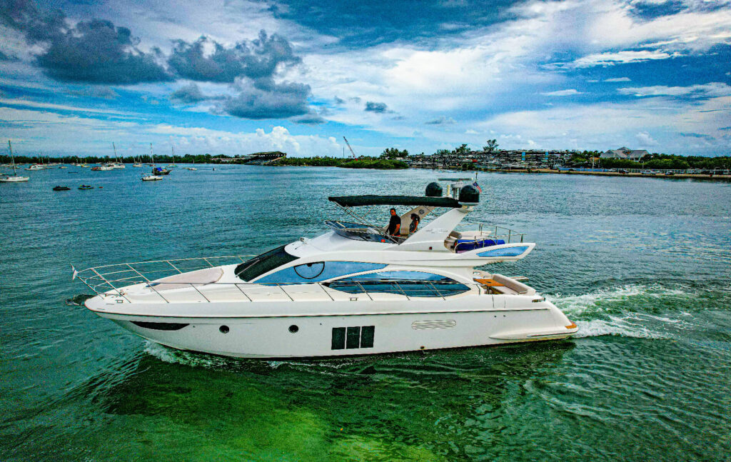 Azimut Flybridge 53FT